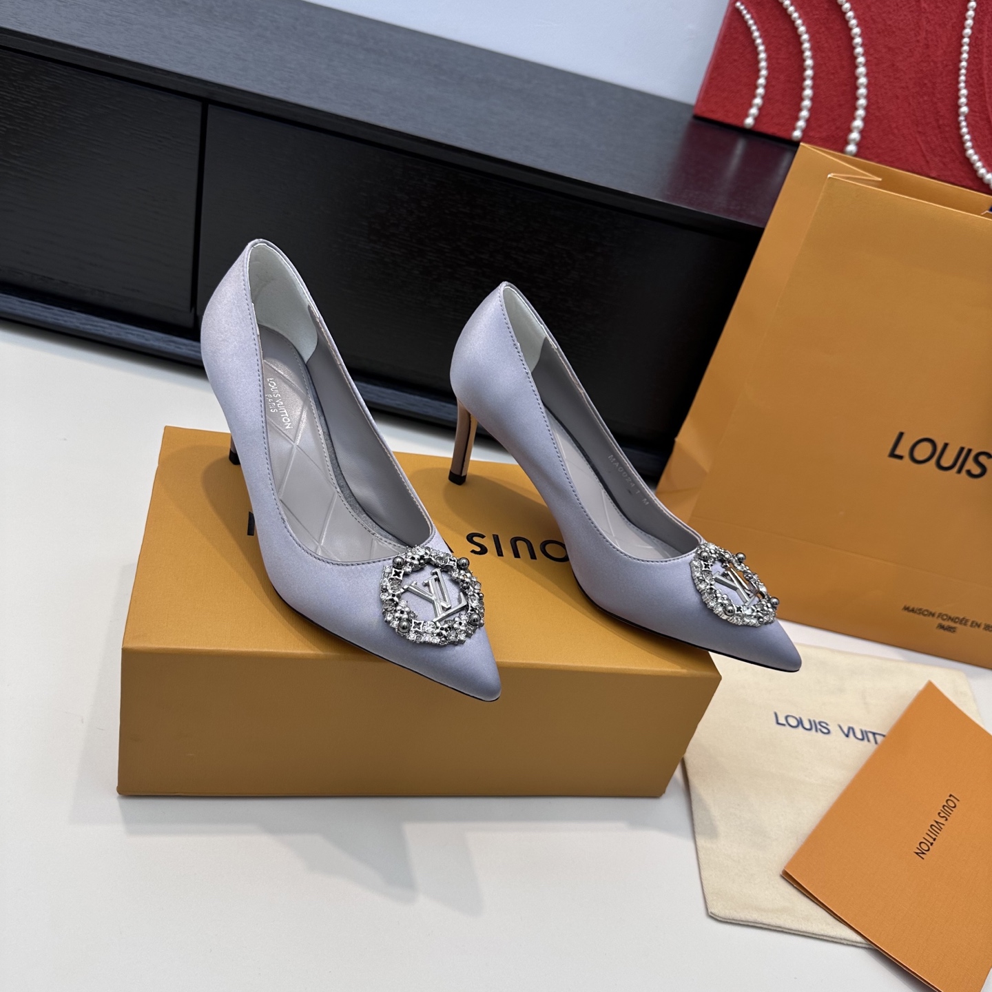 Women's high heels